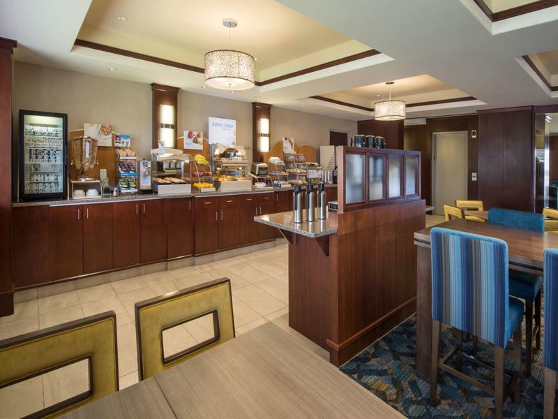 Holiday Inn Express Hotel & Suites Sherwood Park-Edmonton Area By Ihg Exterior foto